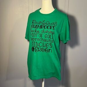 Gildan medium green St. Patrick’s Day t-shirt.